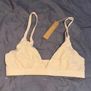 SKIMS TRIANGLE BRALETTE
